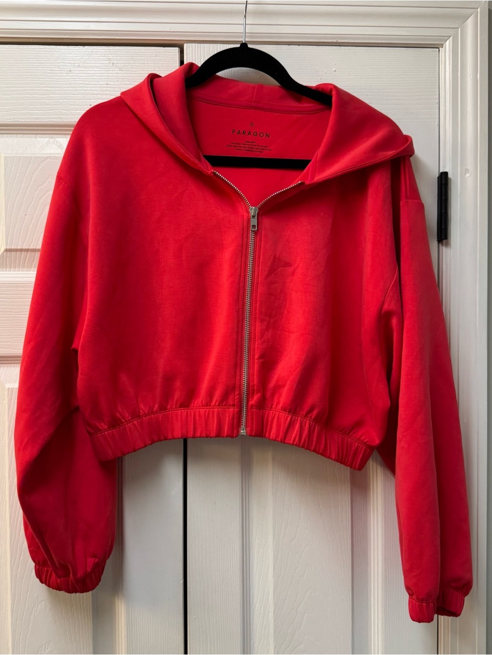 Paragon Fitwear cropped jacket